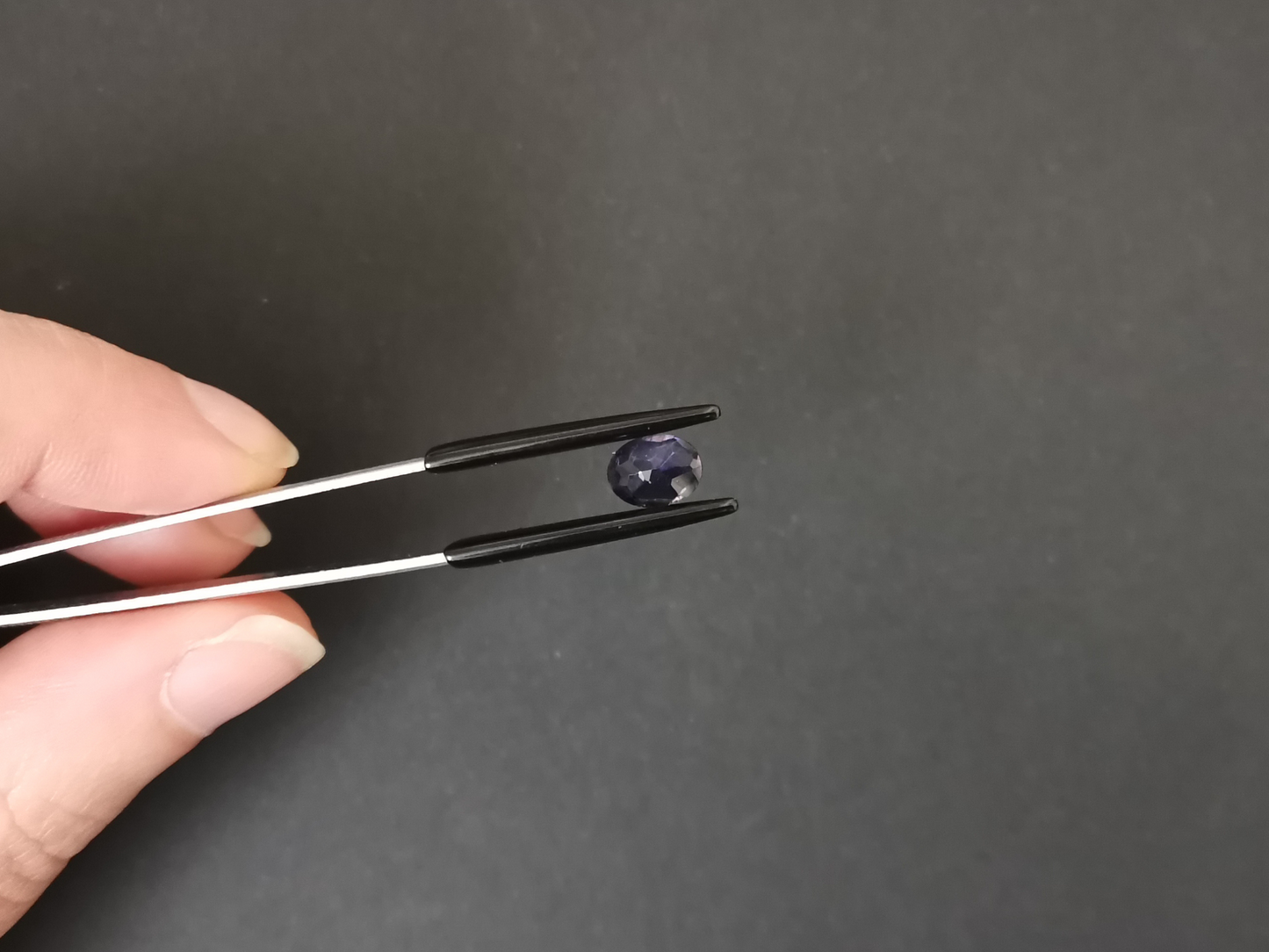 Violet Iolite Oval - 8mm by 6mm - 0.93 ct