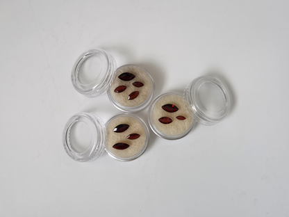 10 x Red garnet marquise - Bundle