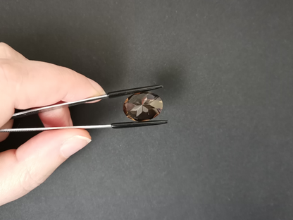 Smoky Quartz Oval - 17.6mm by 12.9mm - 11.10 ct