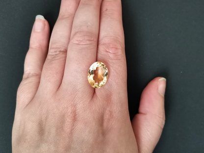 Yellow Citrine Oval - 16mm by 12mm - 8.45 ct