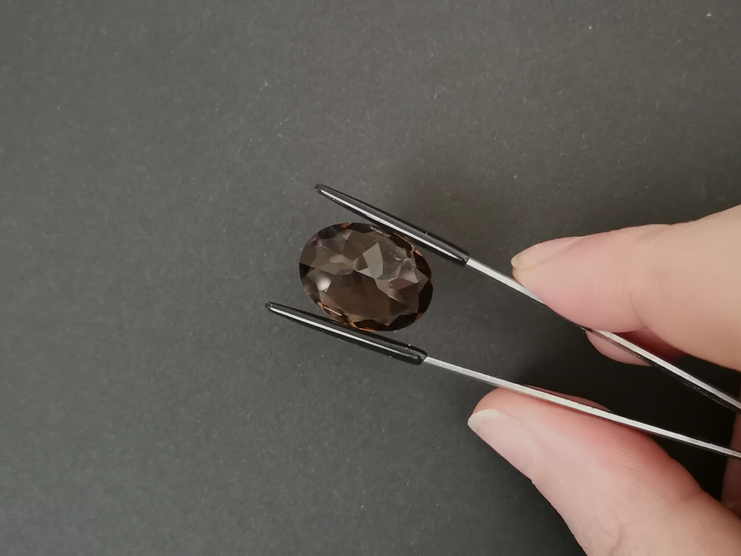 Smoky Quartz Oval - 20mm by 15mm - 14.52 ct