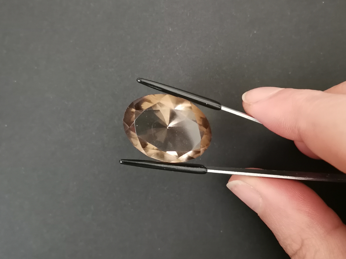 Smoky Quartz Oval - 25.7mm by 18.8mm - 31.66 ct