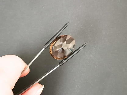Smoky Quartz Oval - 20mm by 15.1mm - 16.47 ct
