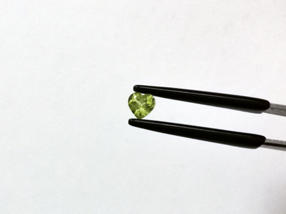Peridot Heart - 4.9mm by 4.9mm - 0.50 ct