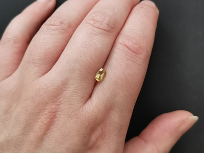 Yellow Heliodor Oval - 6mm by 4mm - 0.42 ct