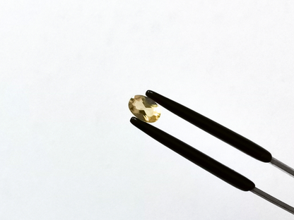 Yellow Heliodor Oval - 6mm by 4mm - 0.42 ct