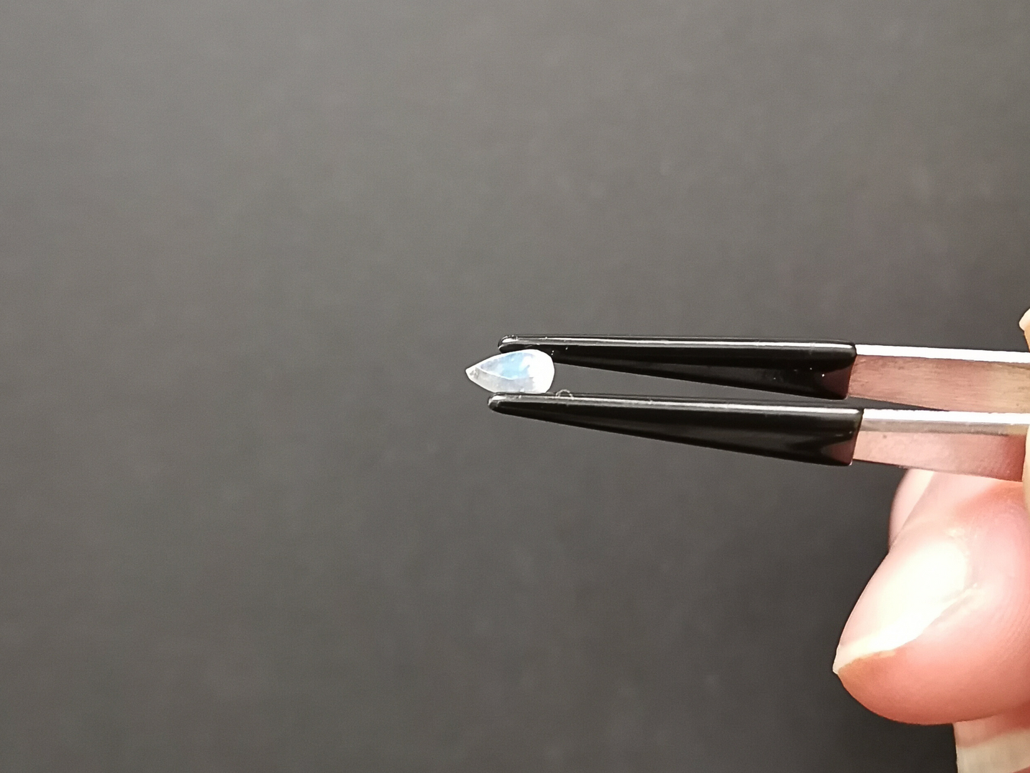 Moonstone teardrop - 6.2mm by 4mm - 0.45 ct