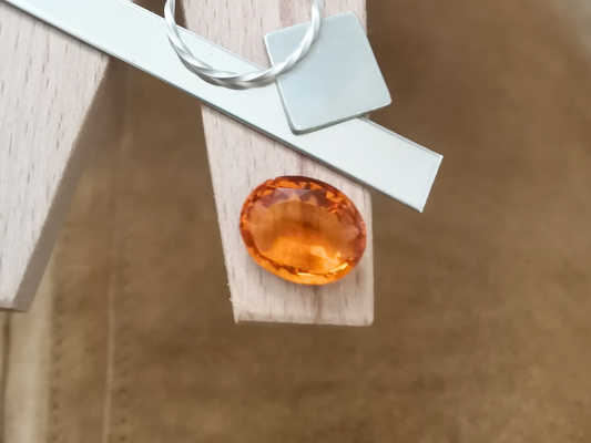 Mandarin Orange Citrine Oval - 14.8mm by 11.5mm - 6.92 ct