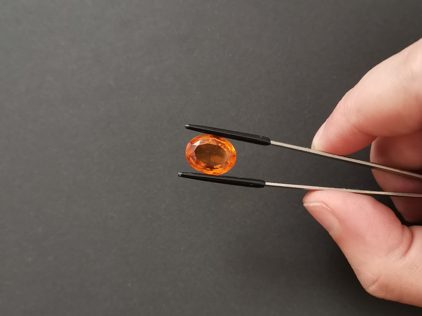 Mandarin Orange Citrine Oval - 14.6mm by 11.4mm - 6.65 ct