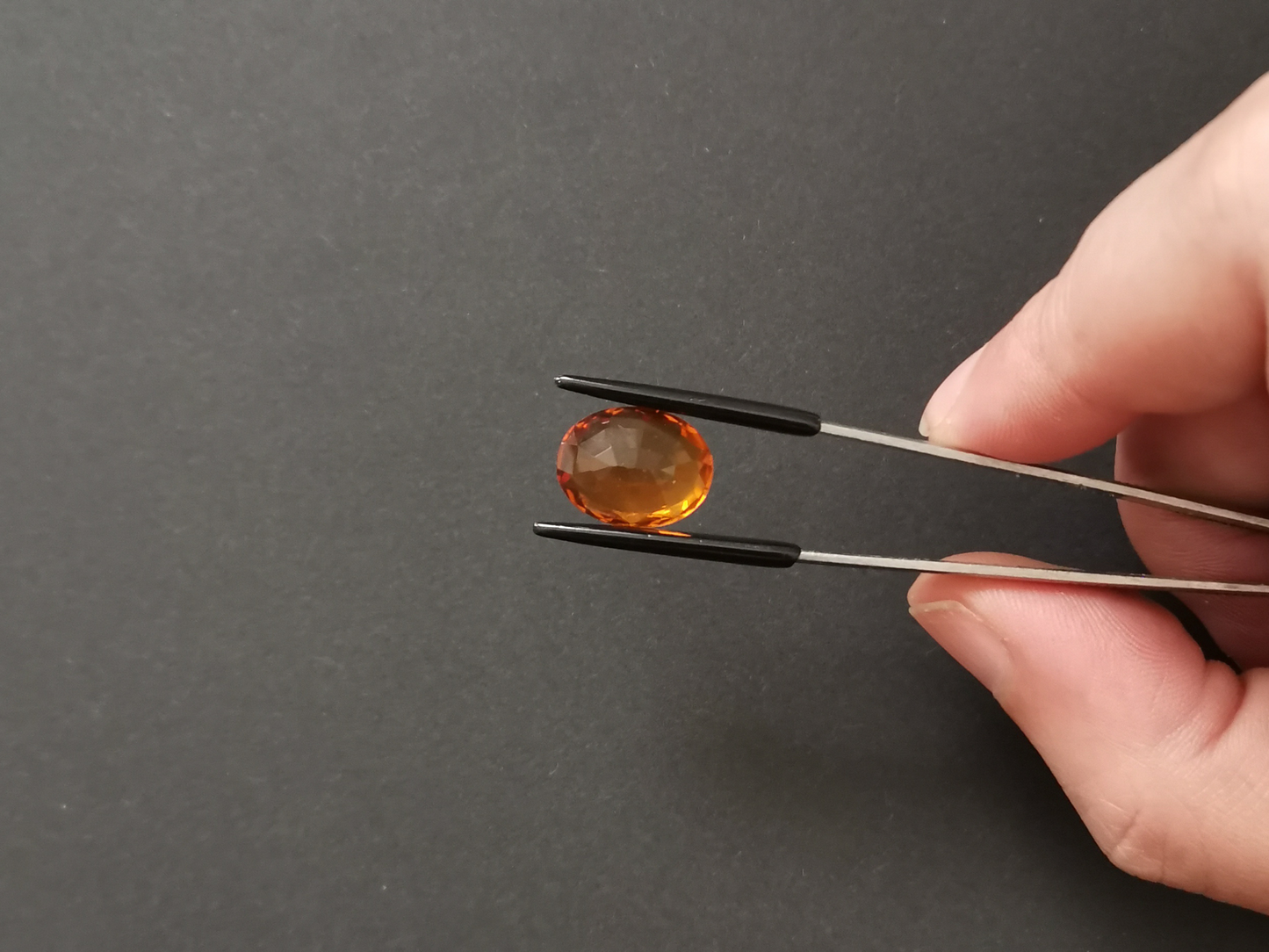 Mandarin Orange Citrine Oval - 14.6mm by 11.4mm - 6.65 ct