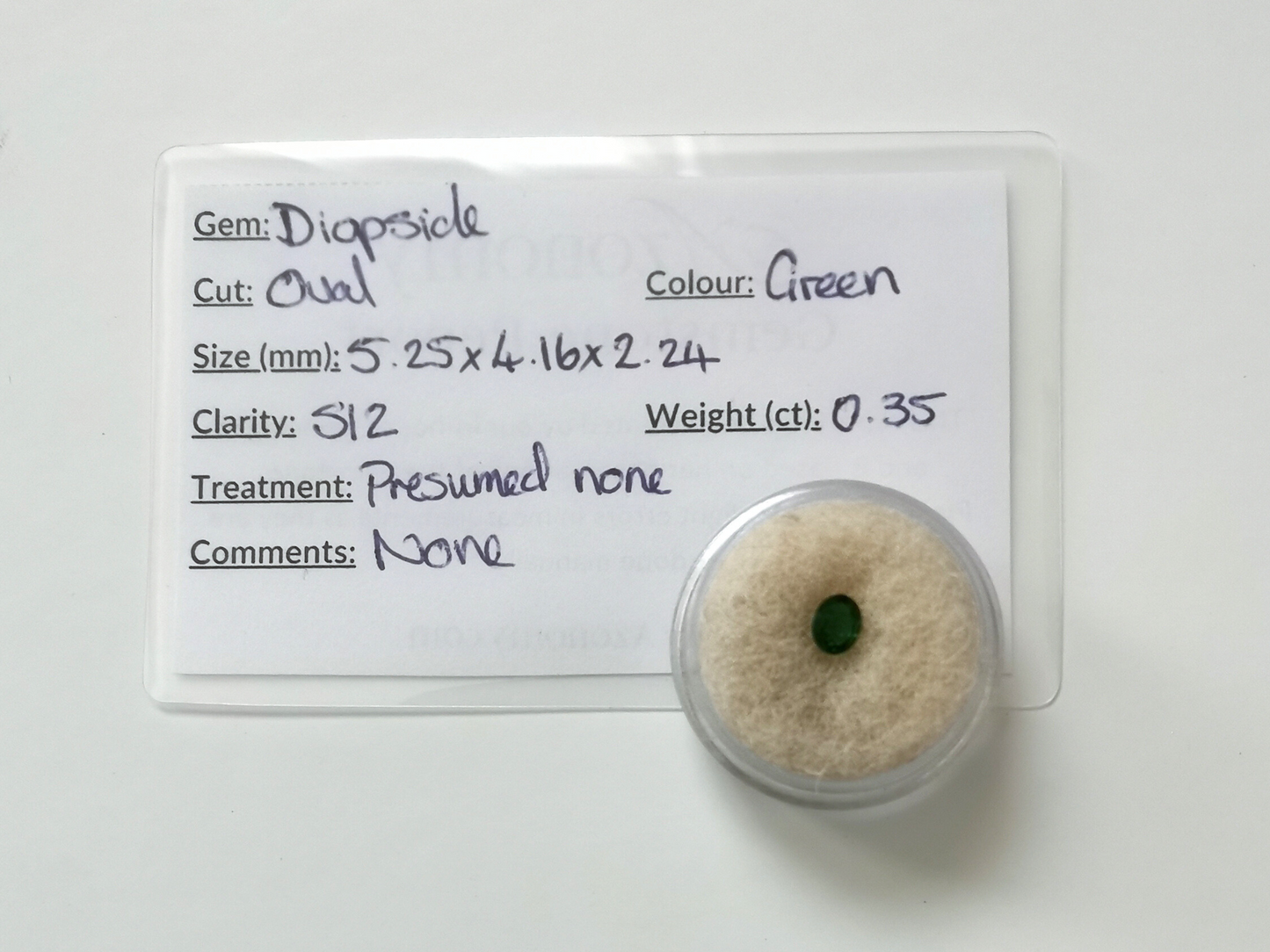 Green Chrome Diopside Oval - 5.2mm by 4.1mm - 0.35 ct