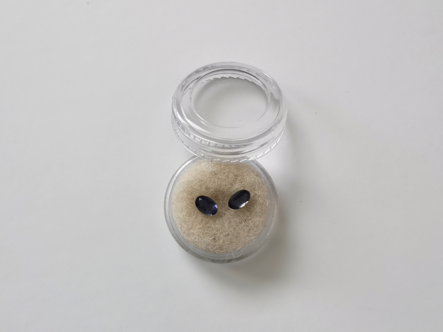 2 x Iolite Ovals - Pair - 6mm by 4mm
