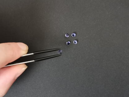 5 x Violet-Blue Iolite Rounds - Bundle - Approx. size 4mm