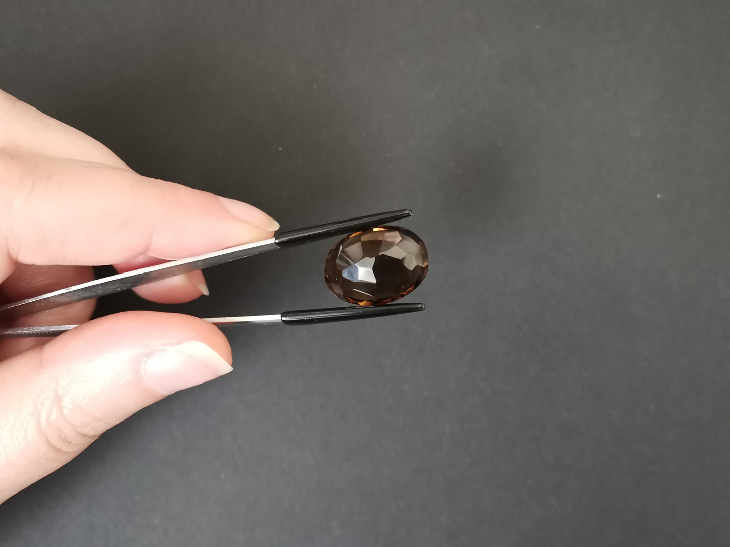 Smoky Quartz Oval - 19mm by 14.2mm - 14.53 ct