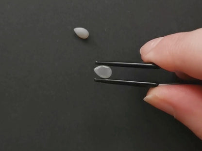 2 grey moonstone teardrops - Pair - 7mm