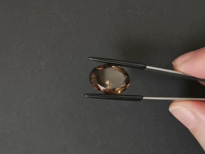 Smoky Quartz Oval - 17.6mm by 12.9mm - 11.10 ct